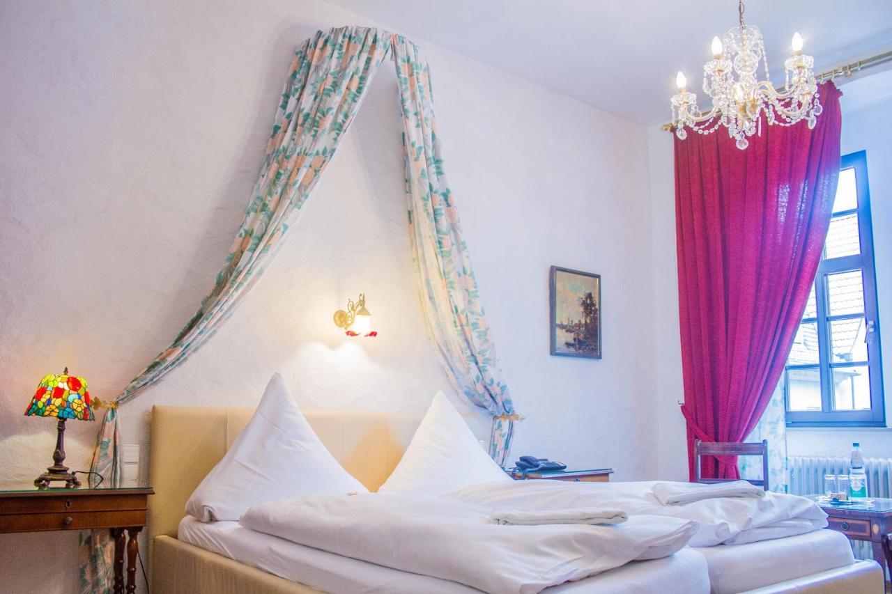 Vier Jahreszeiten Hotel 3*
